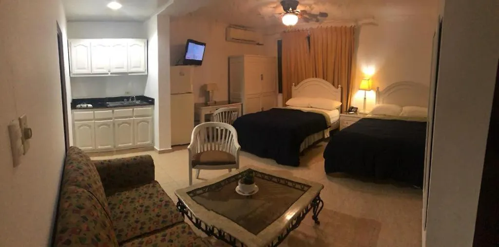 Jaguar 59 Hotel 聖多明哥